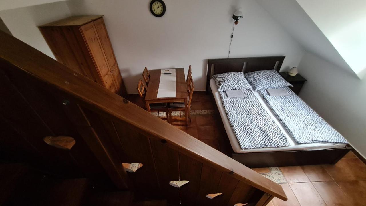 Gyulai Fuerdoe Apartman Zewnętrze zdjęcie