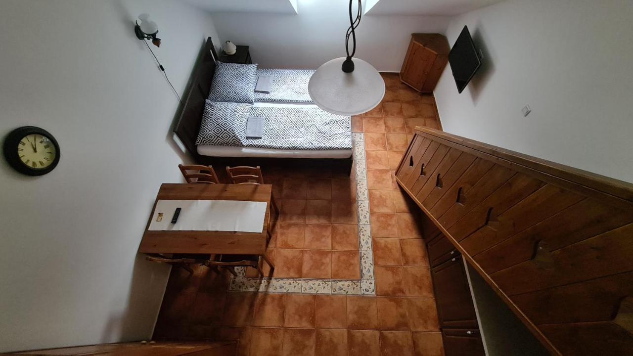 Gyulai Fuerdoe Apartman Zewnętrze zdjęcie