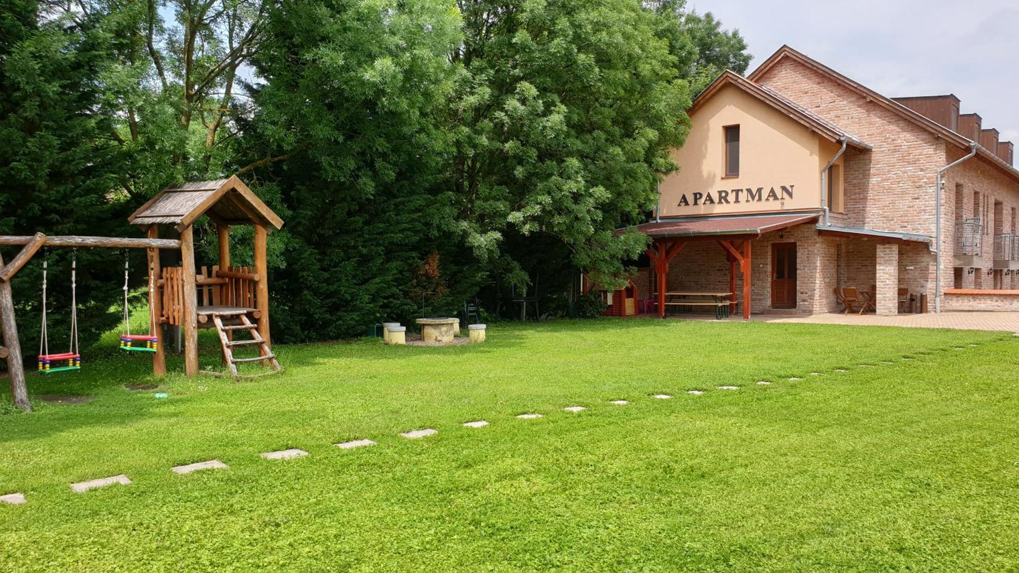 Gyulai Fuerdoe Apartman Zewnętrze zdjęcie